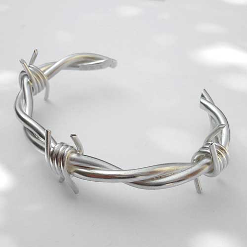 barbed-wire-bracelet